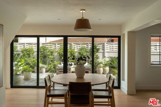 851 Dickson Street, Marina Del Rey, CA 90292