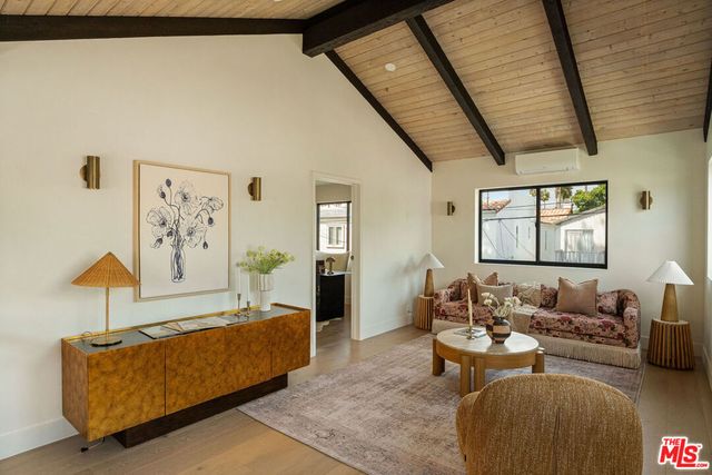 851 Dickson Street, Marina Del Rey, CA 90292