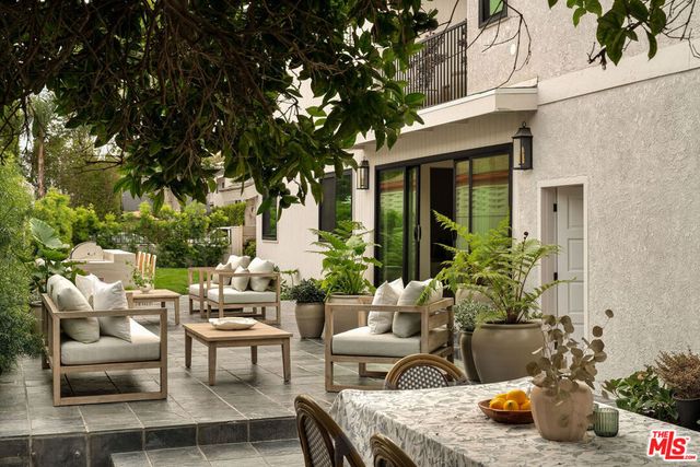 851 Dickson Street, Marina Del Rey, CA 90292