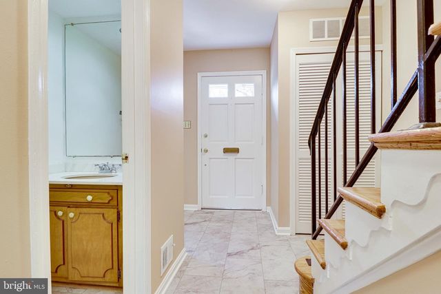 3227 DUNSTER CT, Fairfax, VA 22030