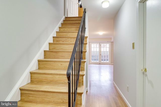 3227 DUNSTER CT, Fairfax, VA 22030