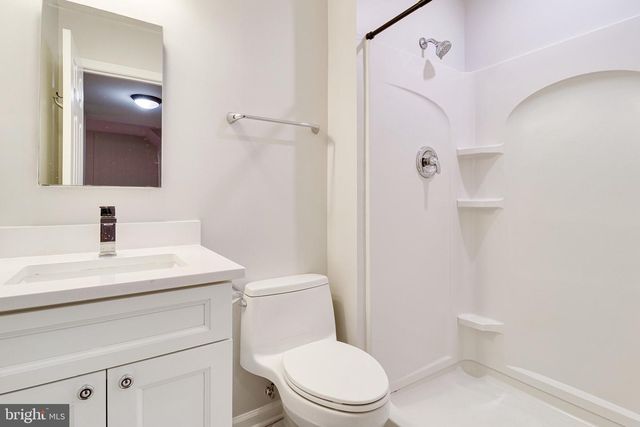 3227 DUNSTER CT, Fairfax, VA 22030