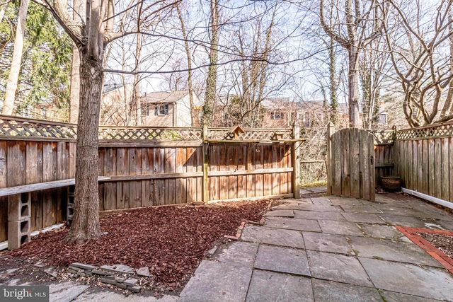 3227 DUNSTER CT, Fairfax, VA 22030