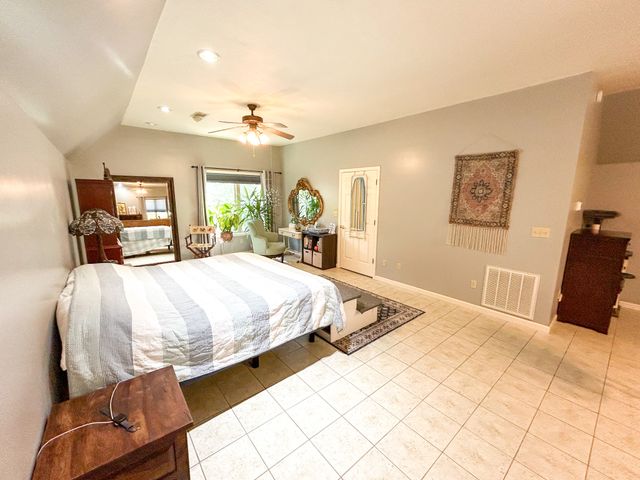 495 Lookout Dr, Huntingdon, TN 38344