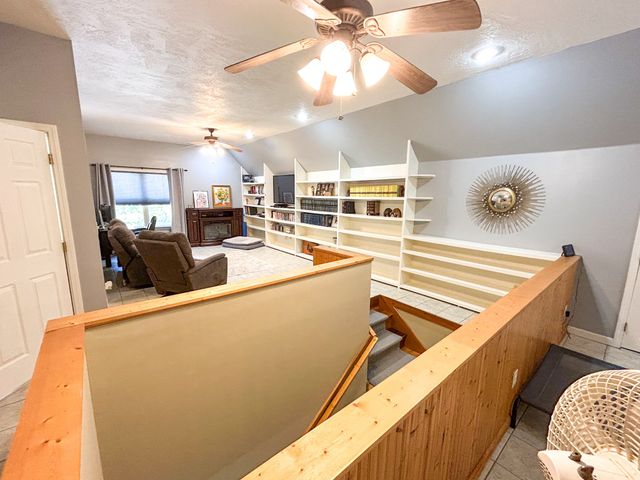 495 Lookout Dr, Huntingdon, TN 38344