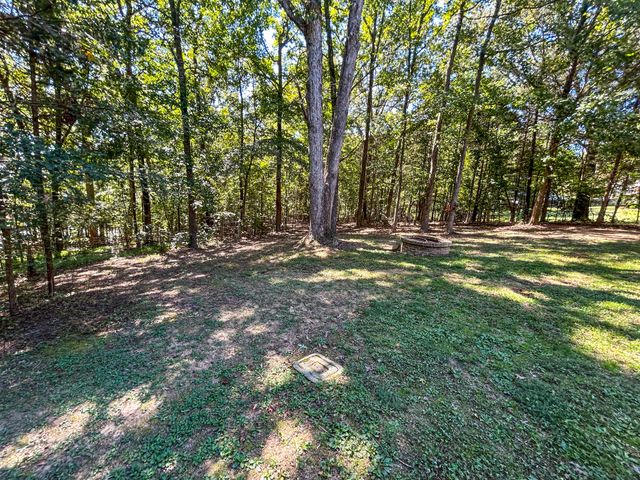495 Lookout Dr, Huntingdon, TN 38344