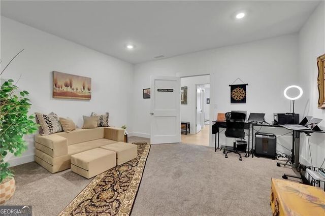 120 Chateau Place, Woodstock, GA 30188