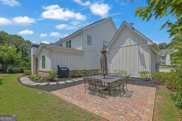 120 Chateau Place, Woodstock, GA 30188