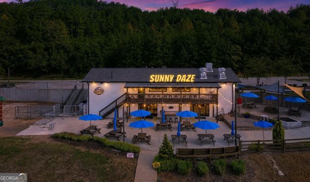 8835 Toccoa Highway