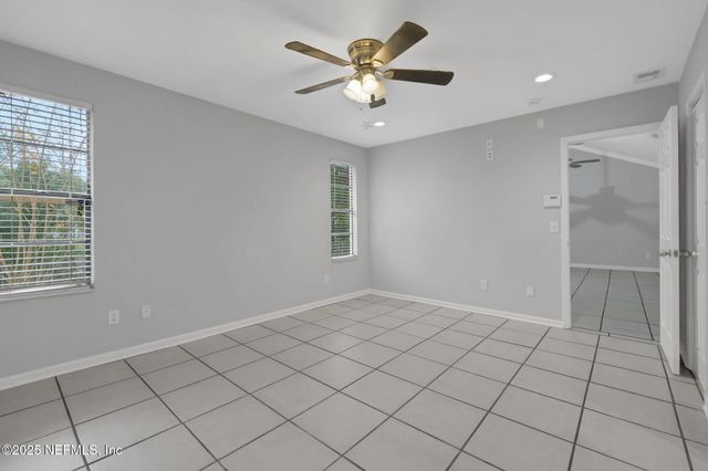 3452 N RIDE Court, Jacksonville, FL 32223