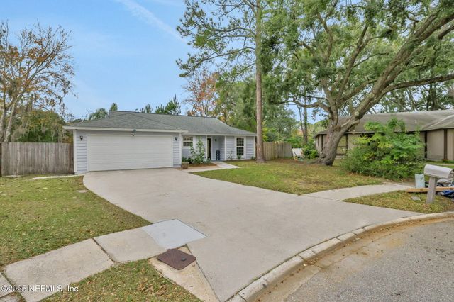3452 N RIDE Court, Jacksonville, FL 32223
