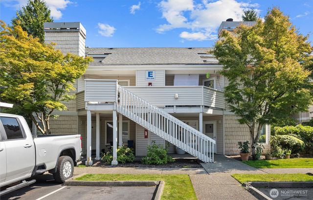9210 Market Place #E102, Lake Stevens, WA 98258