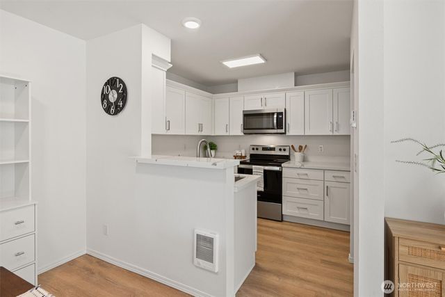 9210 Market Place #E102, Lake Stevens, WA 98258