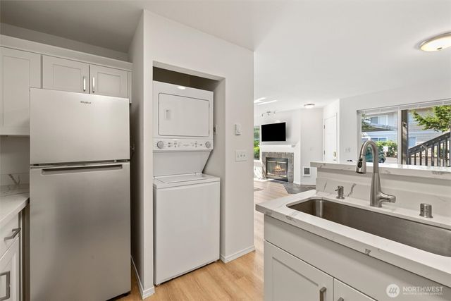 9210 Market Place #E102, Lake Stevens, WA 98258