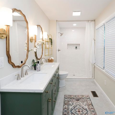 1504 Oshaughnessy Avenue NE, Huntsville, AL 35801