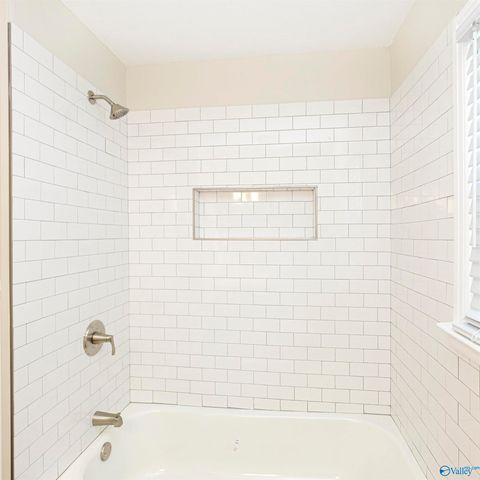 1504 Oshaughnessy Avenue NE, Huntsville, AL 35801