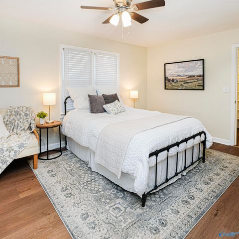 1504 Oshaughnessy Avenue NE, Huntsville, AL 35801