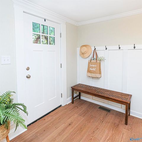 1504 Oshaughnessy Avenue NE, Huntsville, AL 35801