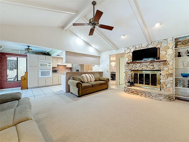 452 SUMMIT CHASE DRIVE, Valrico, FL 33594