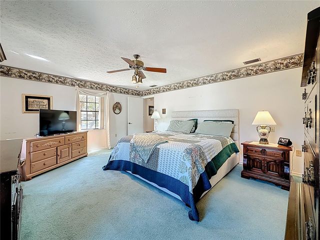 452 SUMMIT CHASE DRIVE, Valrico, FL 33594