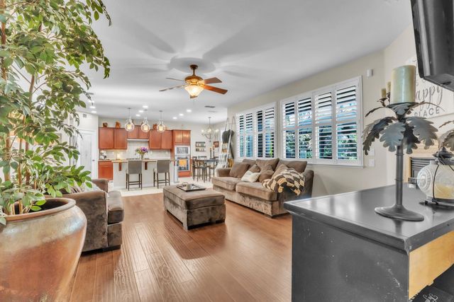 1306 Seymour Cir, Lincoln, CA 95648