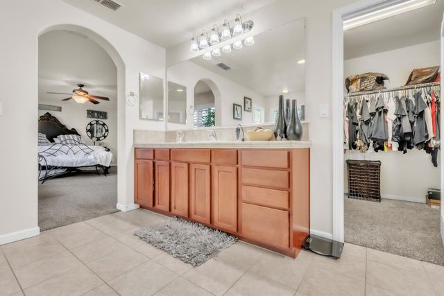 1306 Seymour Cir, Lincoln, CA 95648