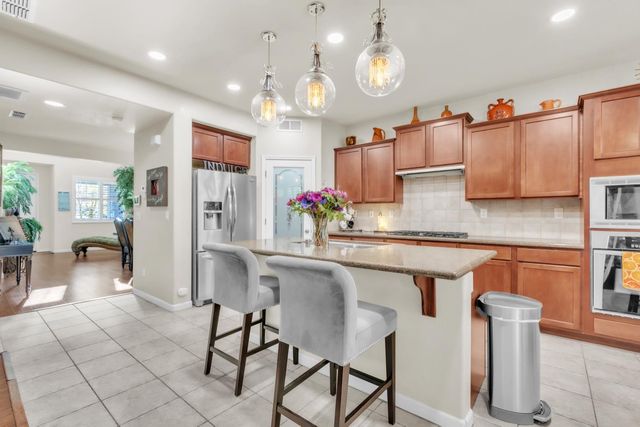 1306 Seymour Cir, Lincoln, CA 95648