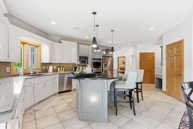 6136 S Natural Falls Drive, Ozark, MO 65721