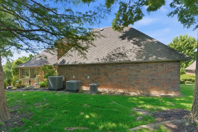 6136 S Natural Falls Drive, Ozark, MO 65721