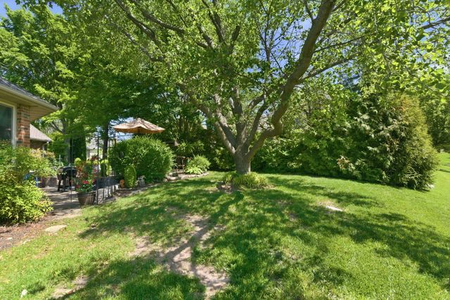 6136 S Natural Falls Drive, Ozark, MO 65721