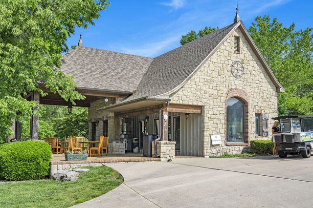 6136 S Natural Falls Drive, Ozark, MO 65721