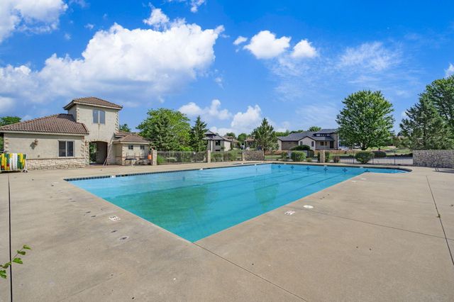 6136 S Natural Falls Drive, Ozark, MO 65721