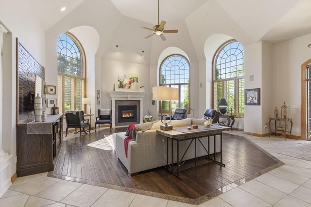 6136 S Natural Falls Drive, Ozark, MO 65721