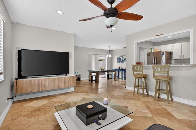 415 SW 61st Terrace, Margate, FL 33068