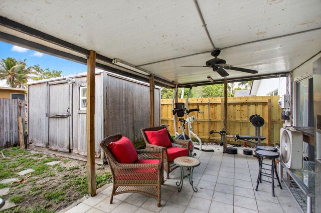 415 SW 61st Terrace, Margate, FL 33068