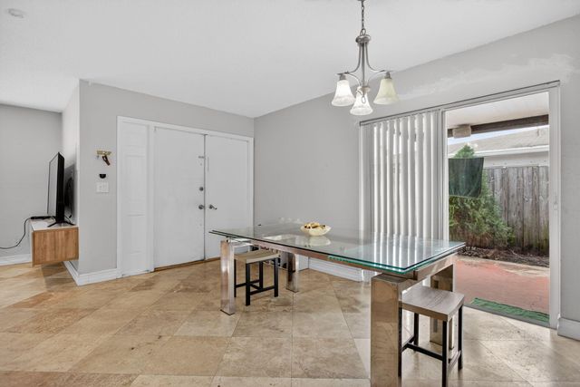 415 SW 61st Terrace, Margate, FL 33068