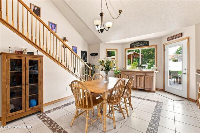 1999 W HEAVENLY STAR CT, Post Falls, ID 83854