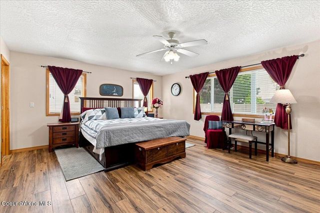 1999 W HEAVENLY STAR CT, Post Falls, ID 83854