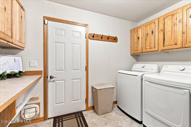 1999 W HEAVENLY STAR CT, Post Falls, ID 83854