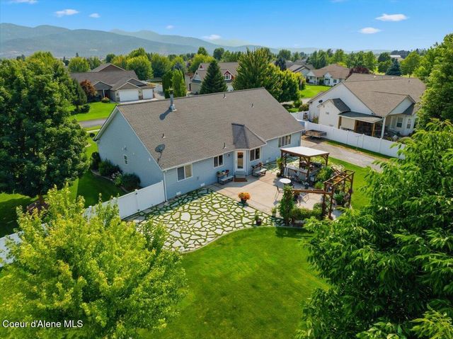 1999 W HEAVENLY STAR CT, Post Falls, ID 83854