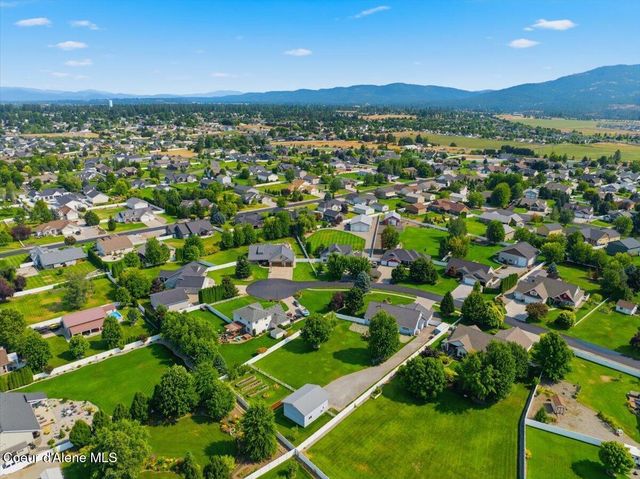 1999 W HEAVENLY STAR CT, Post Falls, ID 83854