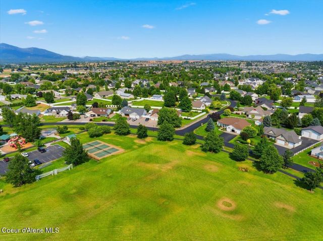 1999 W HEAVENLY STAR CT, Post Falls, ID 83854