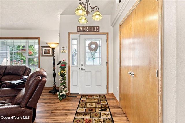 1999 W HEAVENLY STAR CT, Post Falls, ID 83854