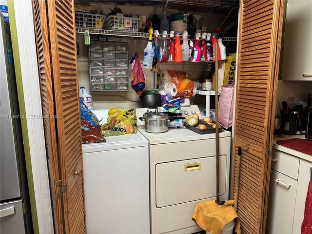 6276 NW 186th Street 305, Hialeah, FL 33015