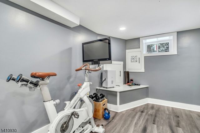 330 W Passaic Ave, Bloomfield Twp., NJ 07003