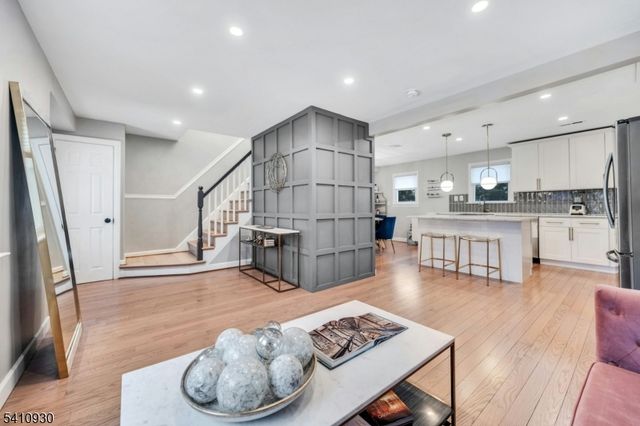 330 W Passaic Ave, Bloomfield Twp., NJ 07003