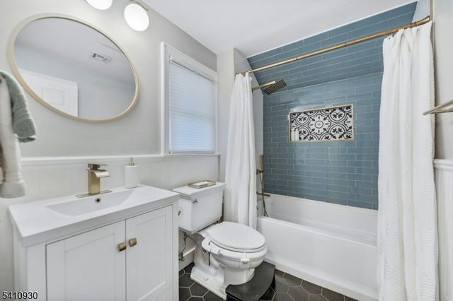 330 W Passaic Ave, Bloomfield Twp., NJ 07003