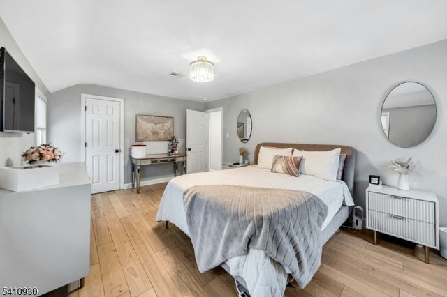 330 W Passaic Ave, Bloomfield Twp., NJ 07003