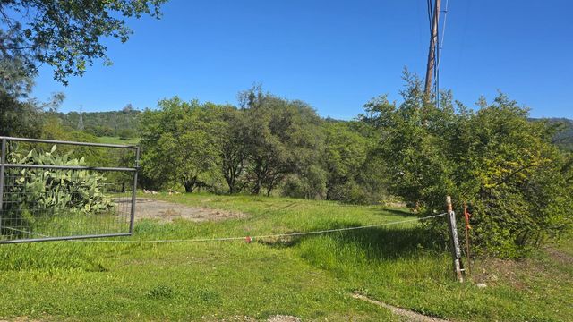 11592 Peoria, Browns Valley, CA 95918