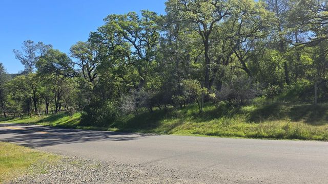 11592 Peoria, Browns Valley, CA 95918